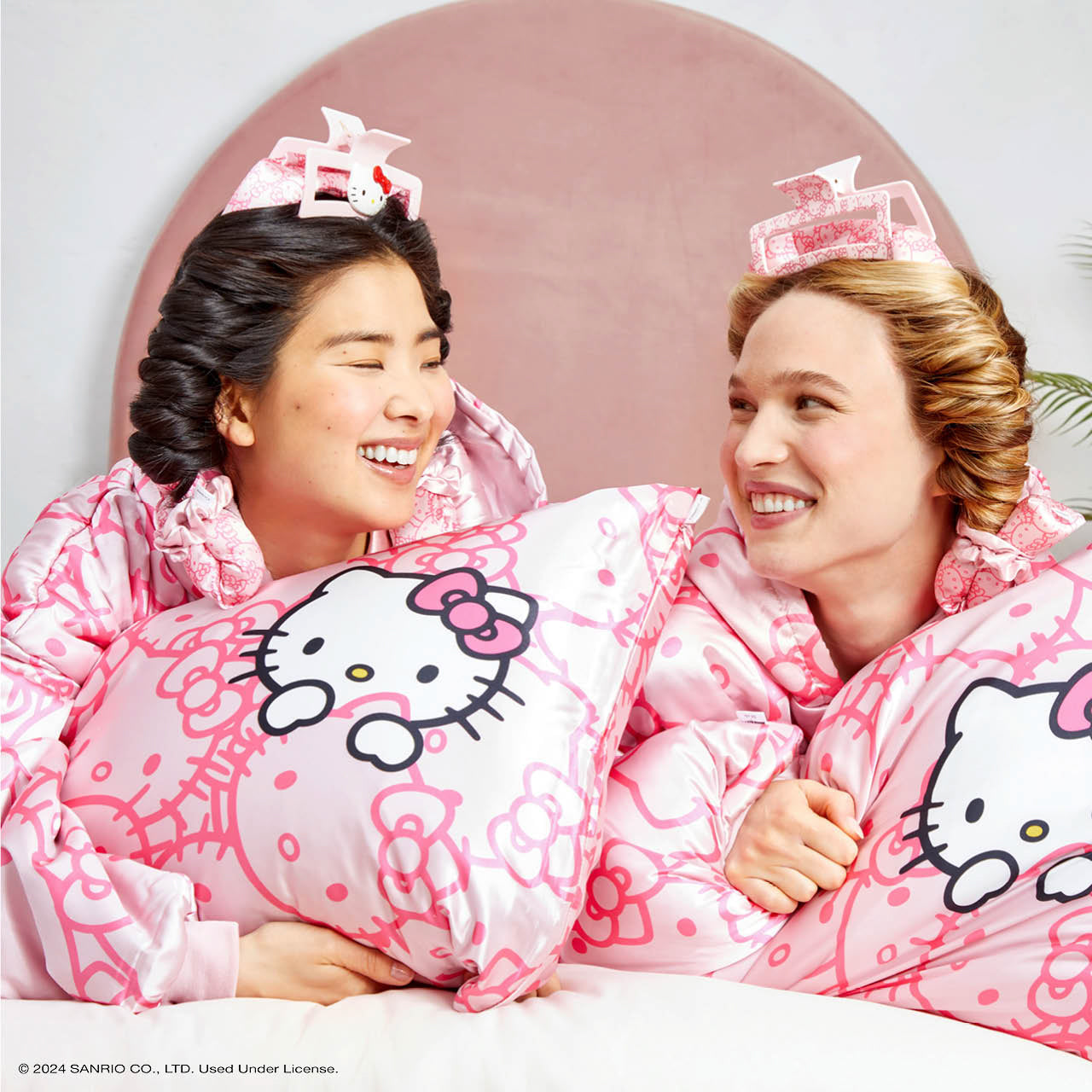 Alternative view of Kitsch x Hello Kitty Satin Glazey in Pink Kitty Faces