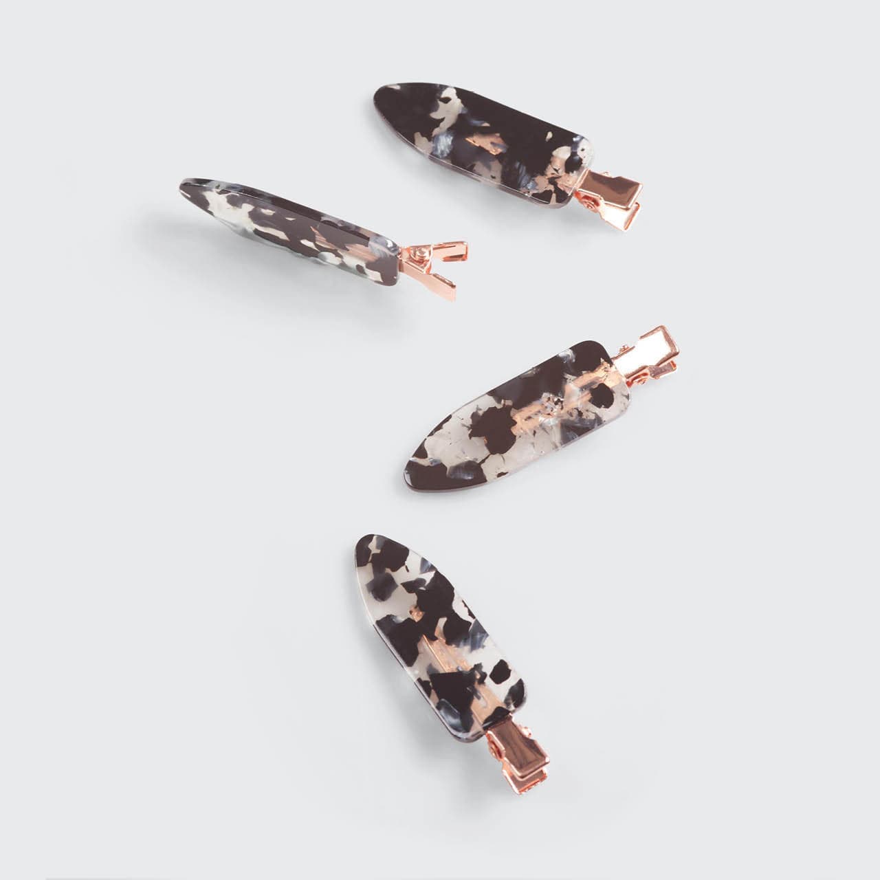 Alternative view of Creaseless Hair Clips 4pc Set